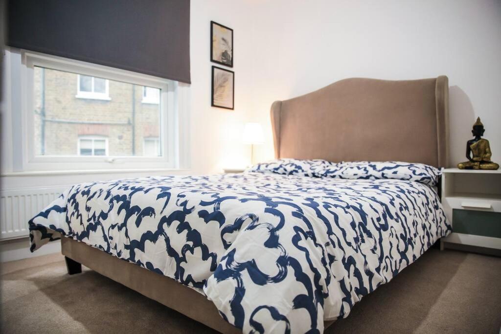 3 Bed Flat With Balcony Appartement *